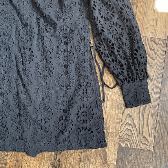 Lilly Pulitzer Black Eyelet Mini Dress NWT - Picture 6 of 10